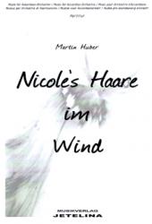 Nicoles Haare im Wind 